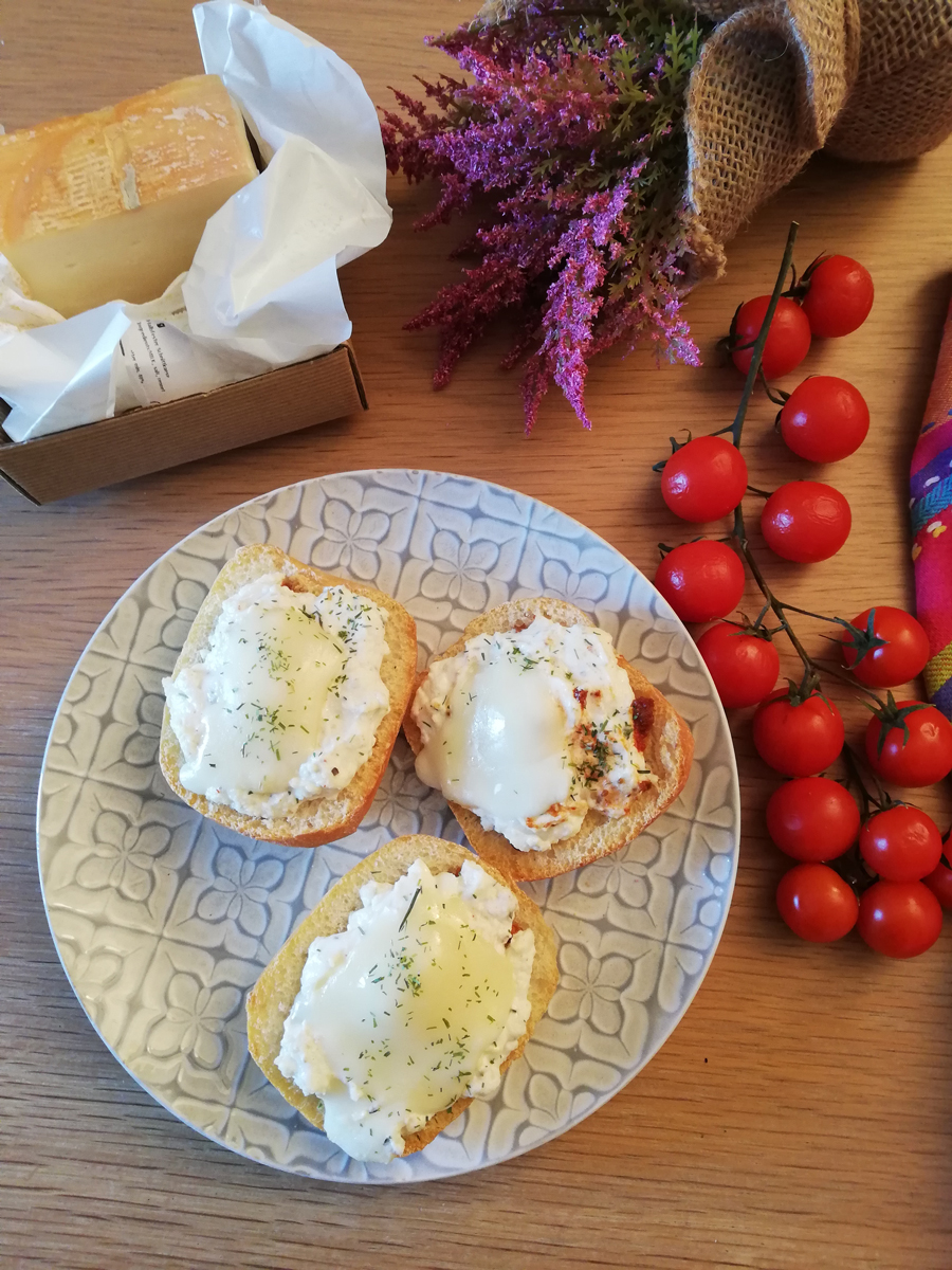 Ricetta veloce panini ripieni di ragù e taleggio | Golosamente